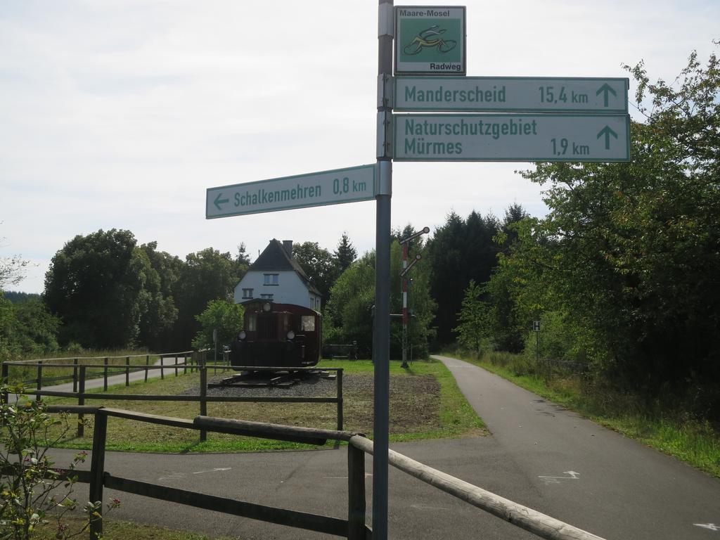 Ferienwohnungen Haus Hinneres ชาลเคินเมียเฮิน ภายนอก รูปภาพ